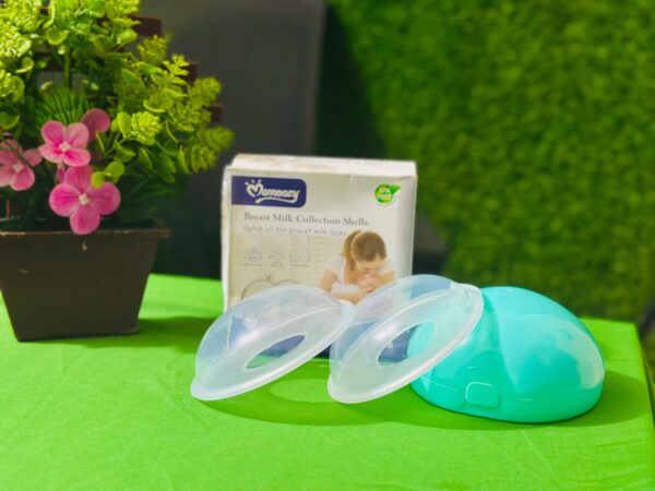 Silicone Wearable Breast Milk Collector With Case - 2 pcs